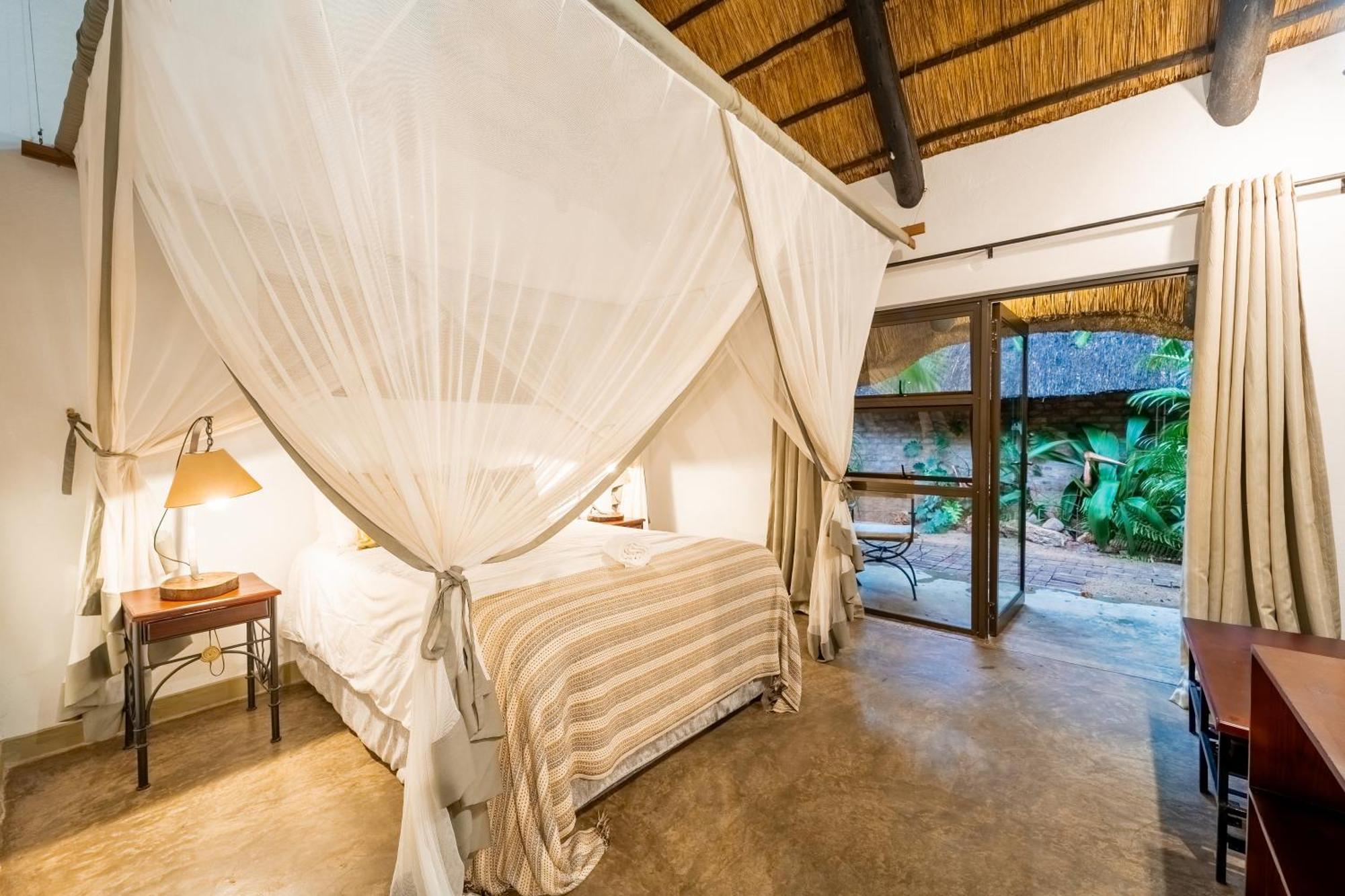 Nguni Lodge Victoria Falls Exterior foto